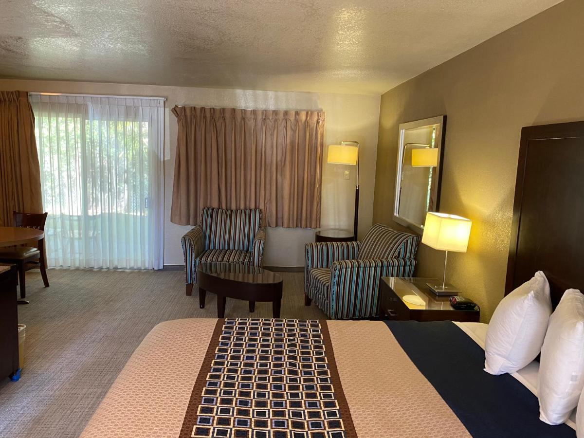 Vino Inn & Suites Atascadero Bagian luar foto
