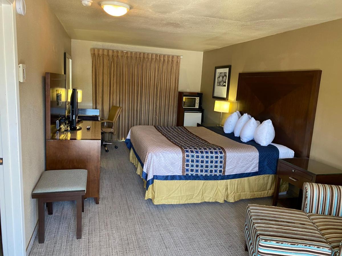 Vino Inn & Suites Atascadero Bagian luar foto