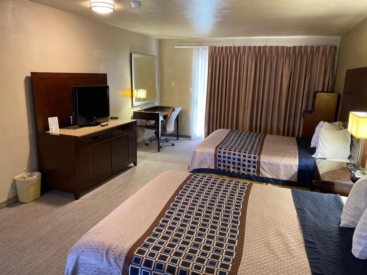 Vino Inn & Suites Atascadero Bagian luar foto