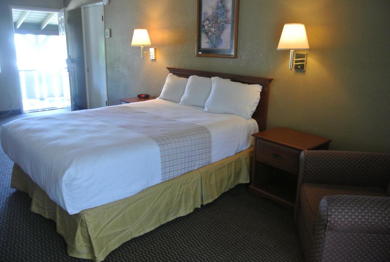 Vino Inn & Suites Atascadero Bagian luar foto