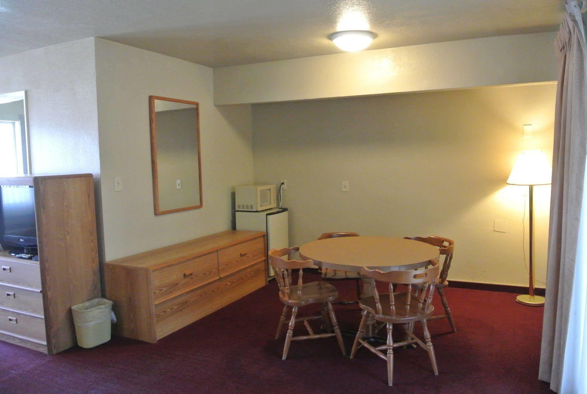 Vino Inn & Suites Atascadero Bagian luar foto
