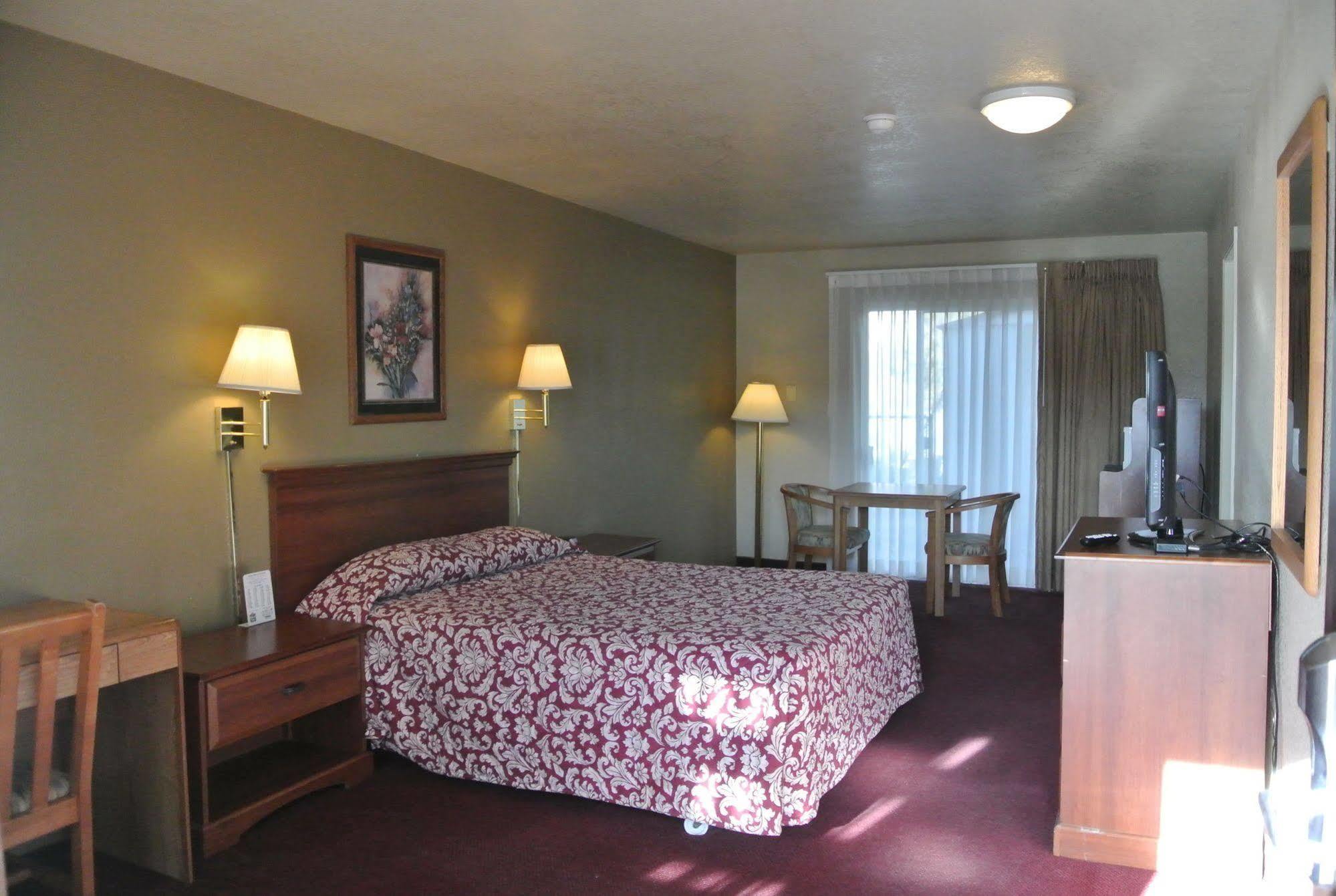 Vino Inn & Suites Atascadero Bagian luar foto
