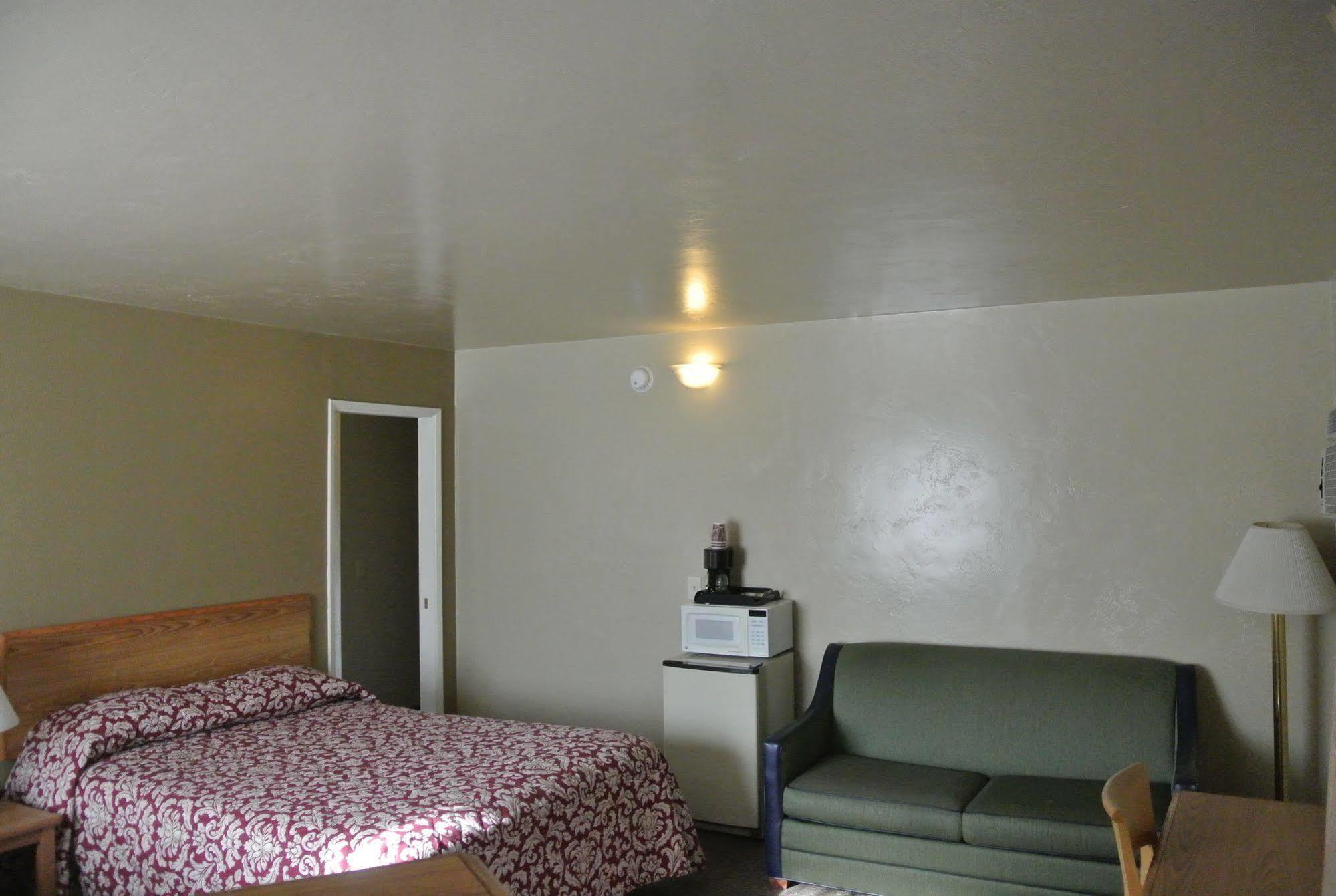 Vino Inn & Suites Atascadero Bagian luar foto