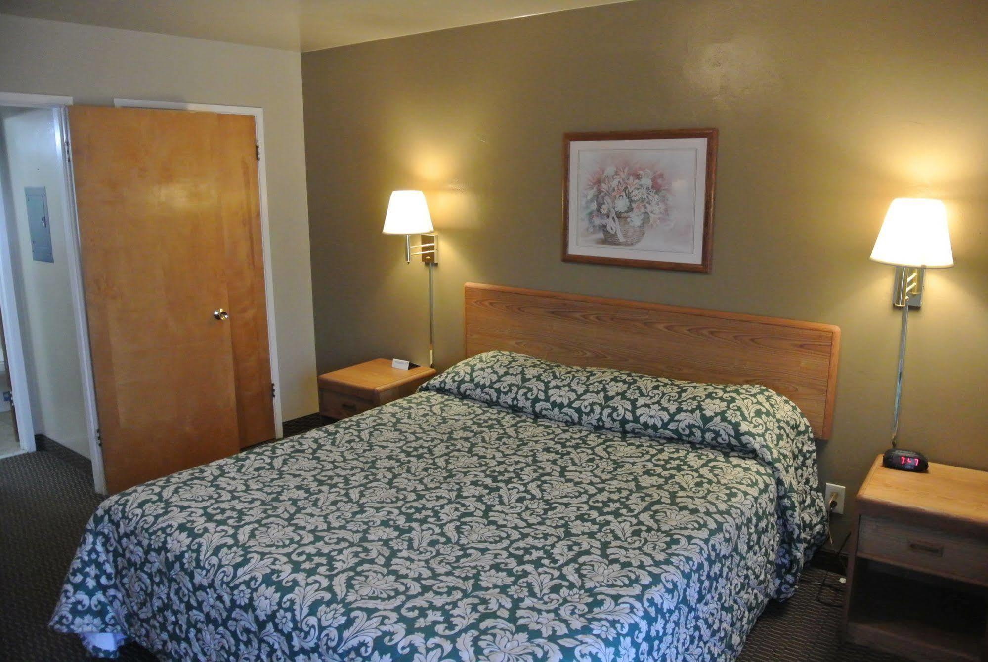 Vino Inn & Suites Atascadero Bagian luar foto